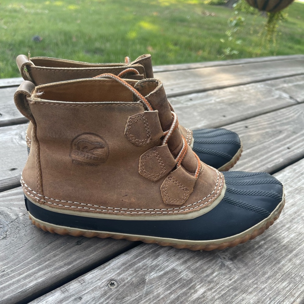 Sorel out and about boots